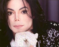 Michael Jackson está vivo? 145 Razões Mj-117